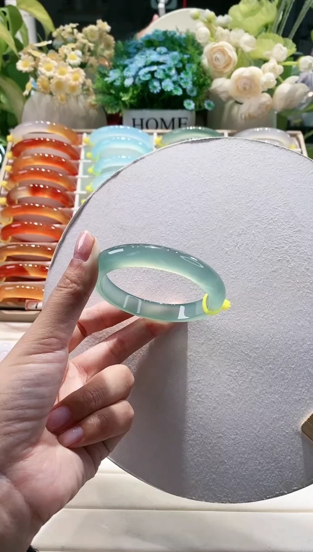 手镯玛瑙/玉髓未镶嵌165-56.4