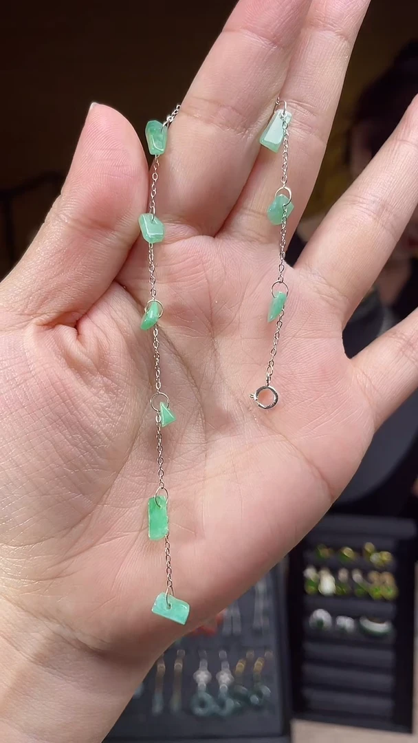 翡翠合金耳饰翡翠