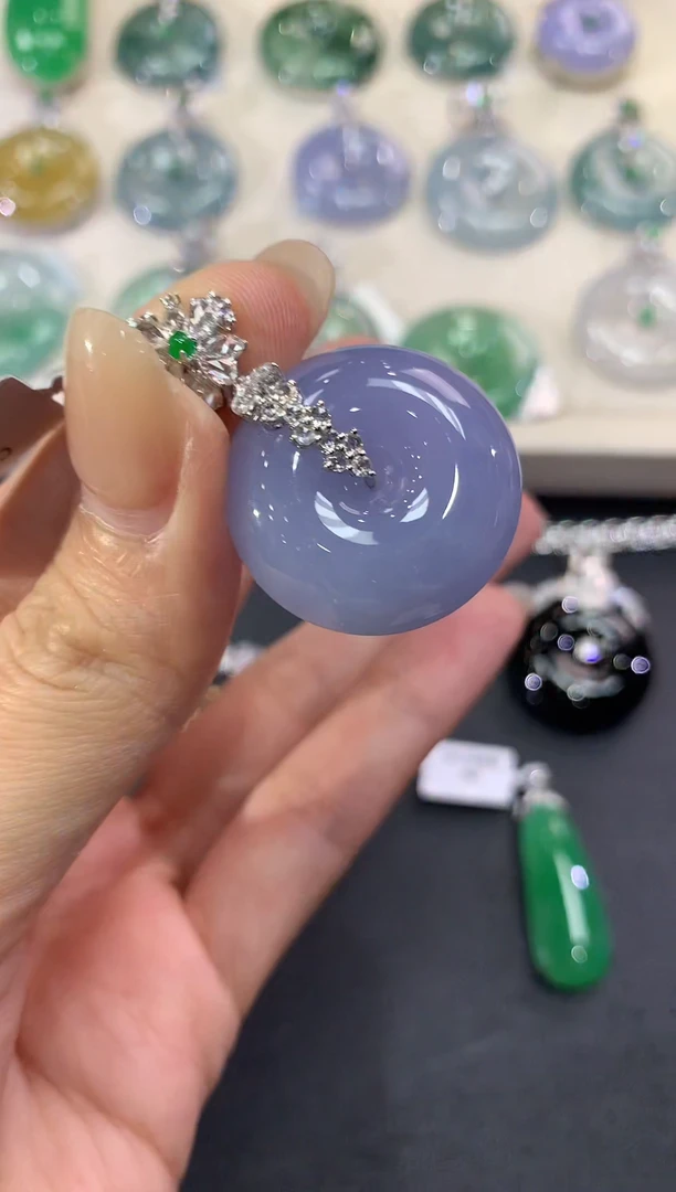 【闪购商品】翡翠吊坠(不含链)18K金镶嵌a136紫货有色差