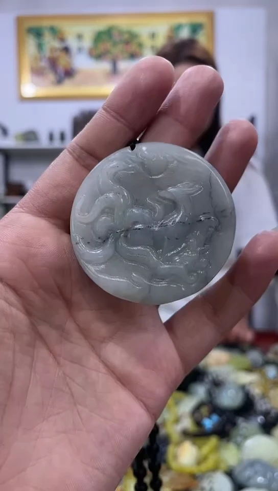 蛇纹石玉未镶嵌挂件