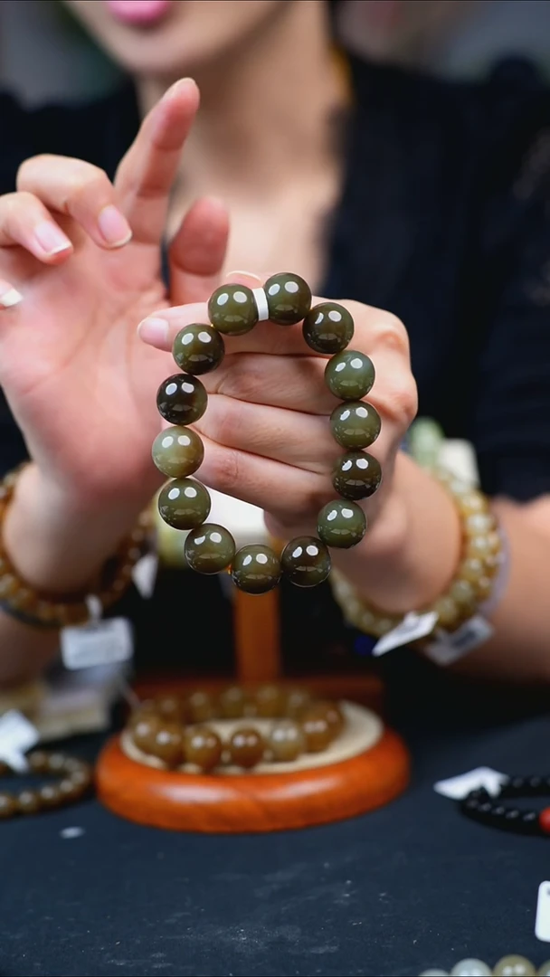 颈饰未镶嵌和田玉拍一发一 所见即所得