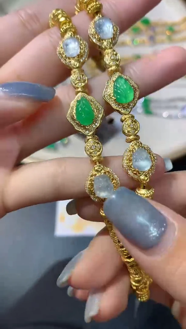 18K金镶嵌手链翡翠手链多样性发其一A364|15800