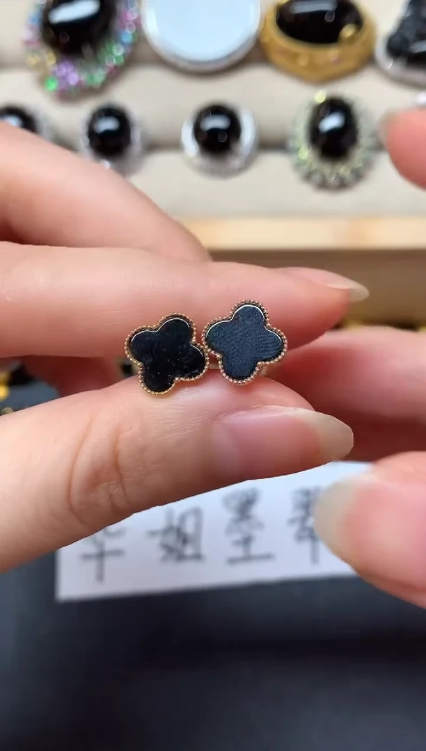 18K金镶嵌翡翠耳饰D694|980