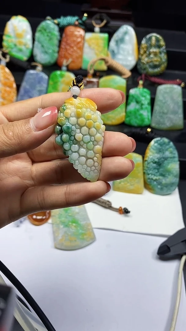 定制翡翠未镶嵌翡翠A货