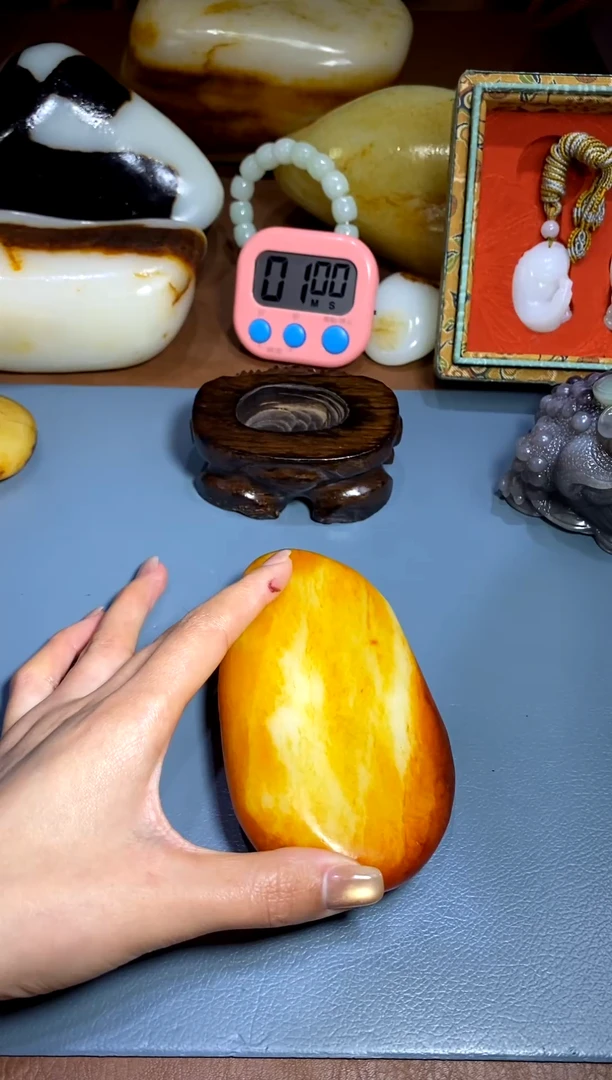 未镶嵌和田玉把件董*予1