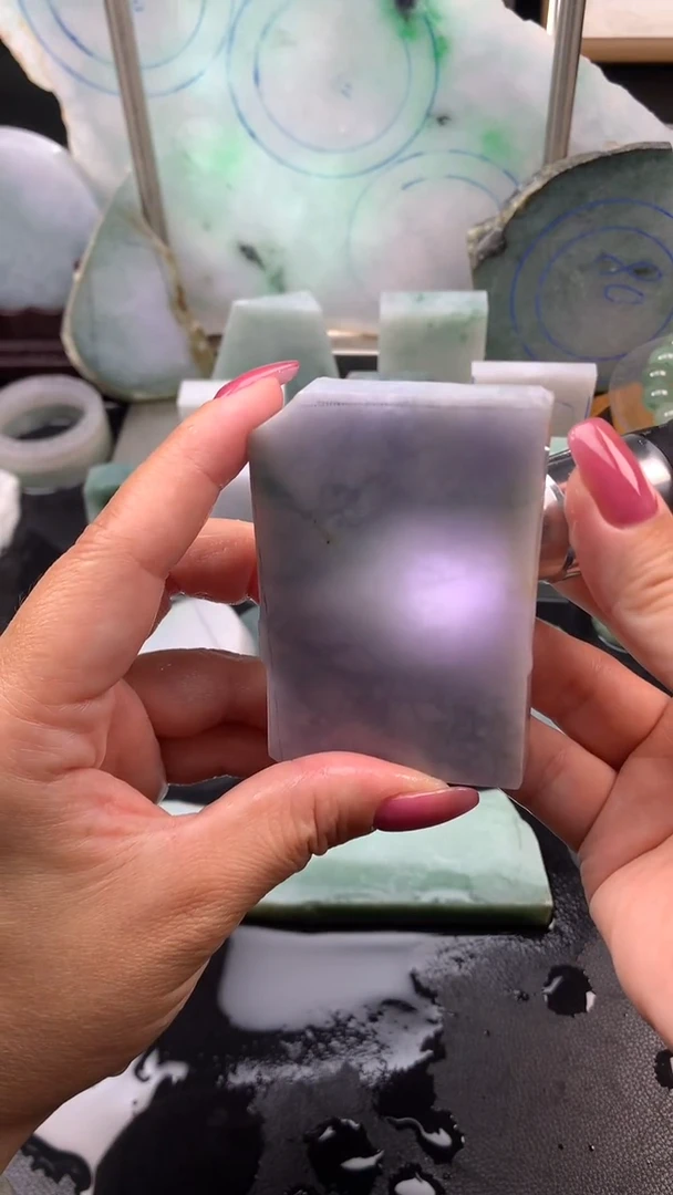 未镶嵌定制翡翠包工包料，山水