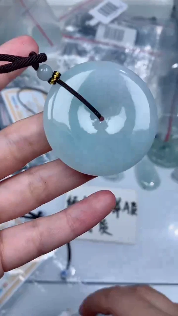 颈饰未镶嵌翡翠吊坠