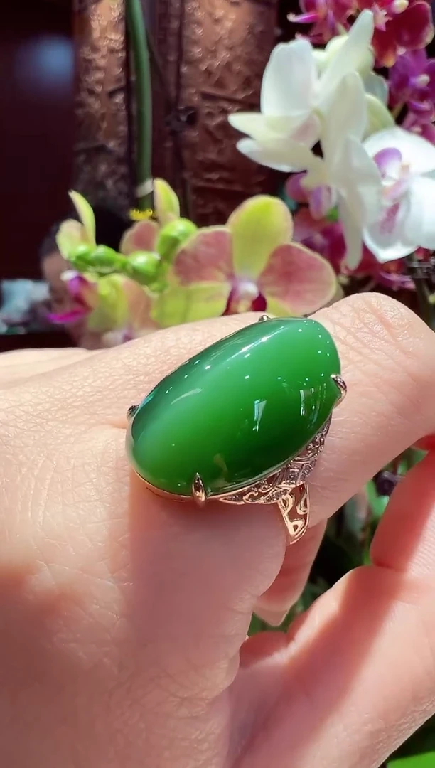 【闪购商品】和田玉戒指18K金镶嵌和田玉戒指