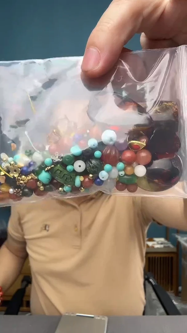 未镶嵌琥珀裸石9（有瑕介意勿拍）