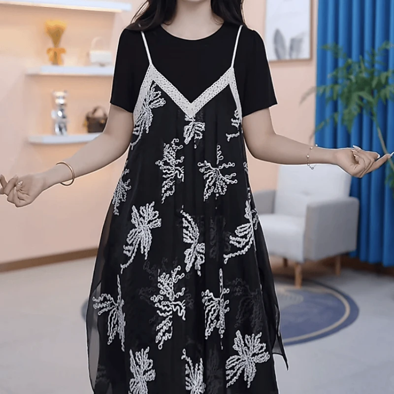 2025夏季新款时尚高端精致优雅法式洋气显瘦减龄拼接假两件连衣裙