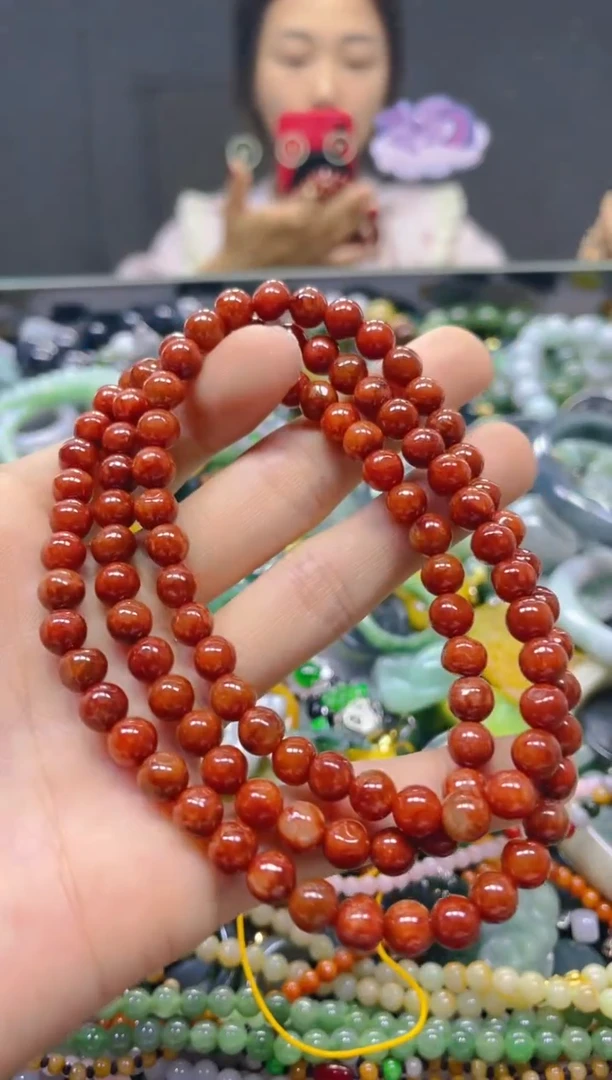 颈饰未镶嵌翡翠6MM/P/翡翠A货，一件也是批发价