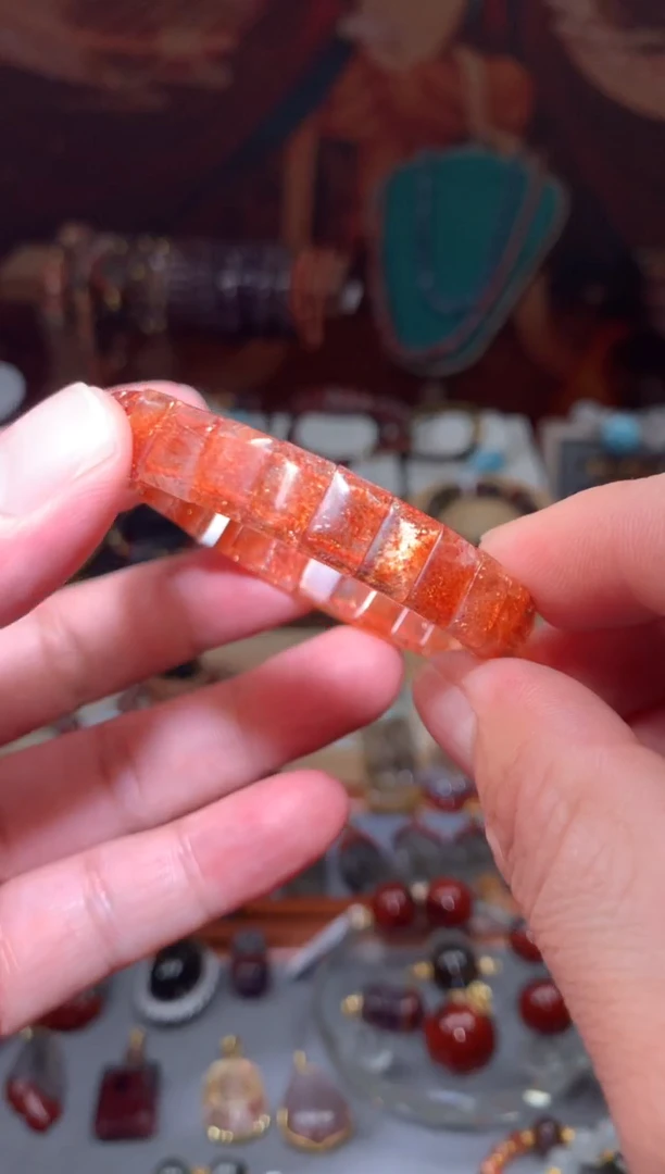 未镶嵌手牌长石金太阳
