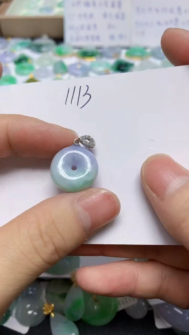 翡翠未镶嵌颈饰天然缅甸翡翠A货