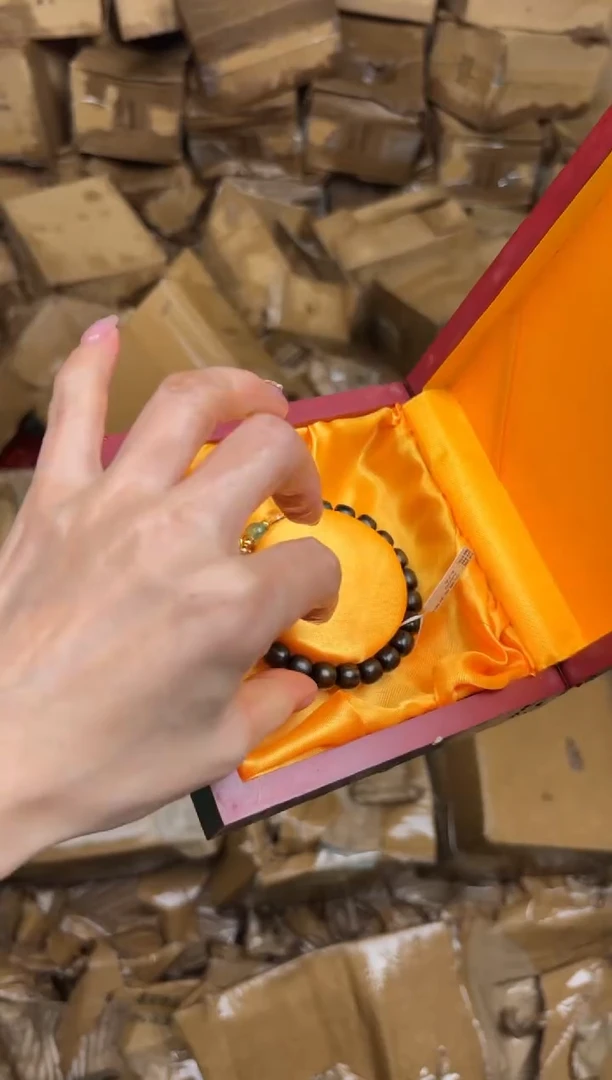 大檀精品手串《无礼盒》