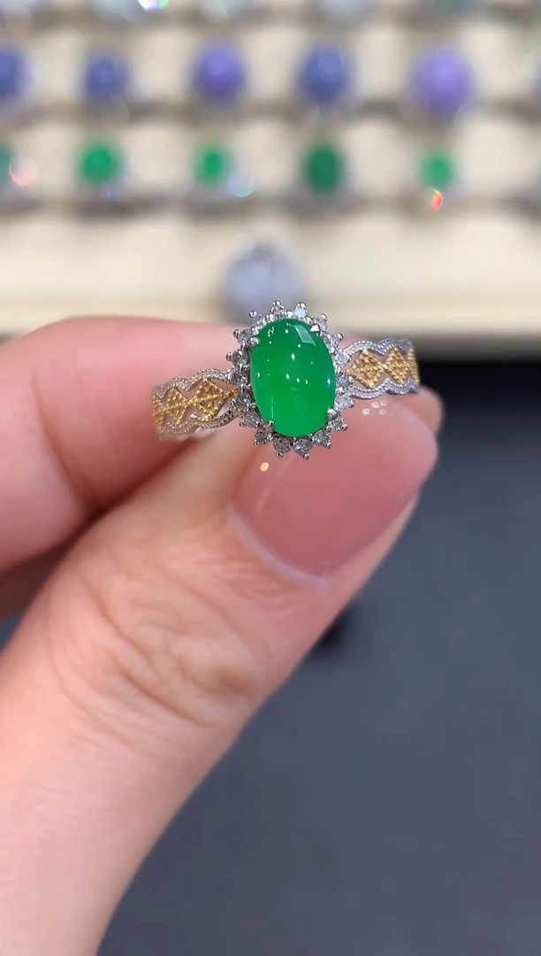 18K金镶嵌戒指翡翠a19