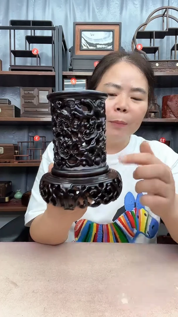 鸡翅木类端景台新款4+新款笔筒
