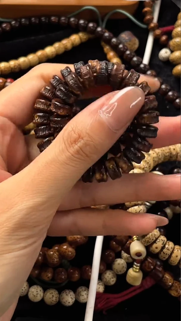 手串星月菩提精工级珀金药片星嘎8*5手串