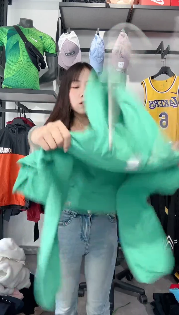 1160     编码 瑕疵款直播间过款为准 尺码