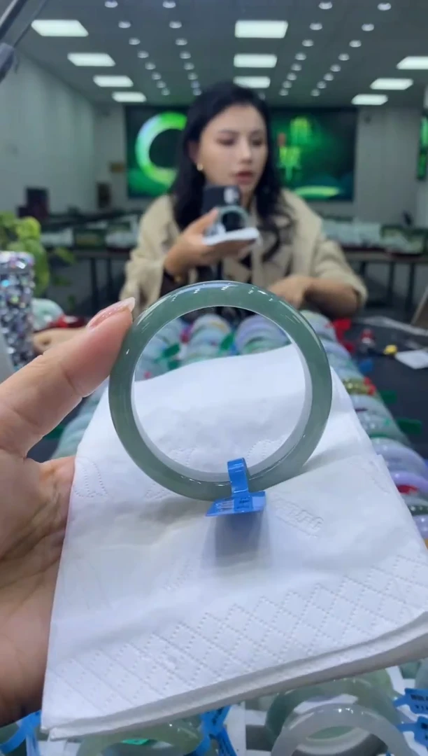 未镶嵌手镯翡翠00003255