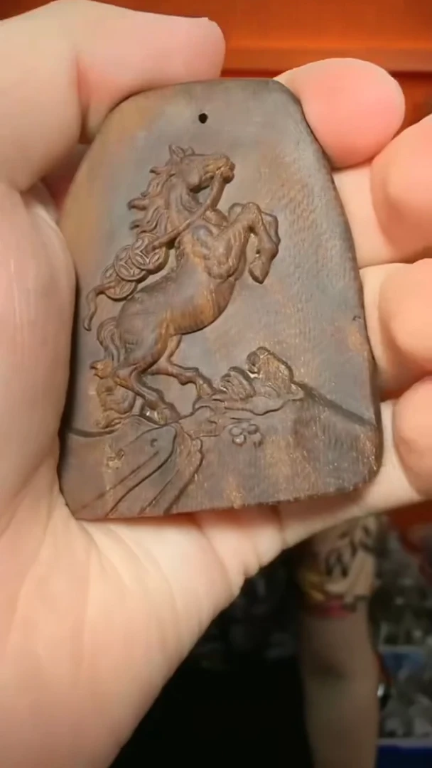 沉香吊坠317号白棋生肖马多样性发一