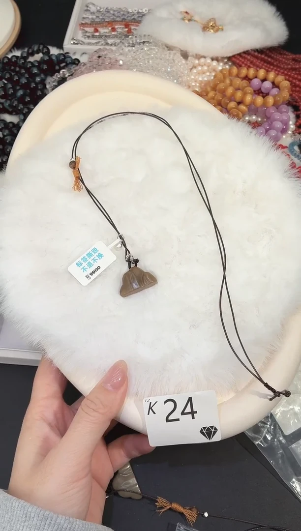颈饰银S925镶嵌和田玉多样性发一K24