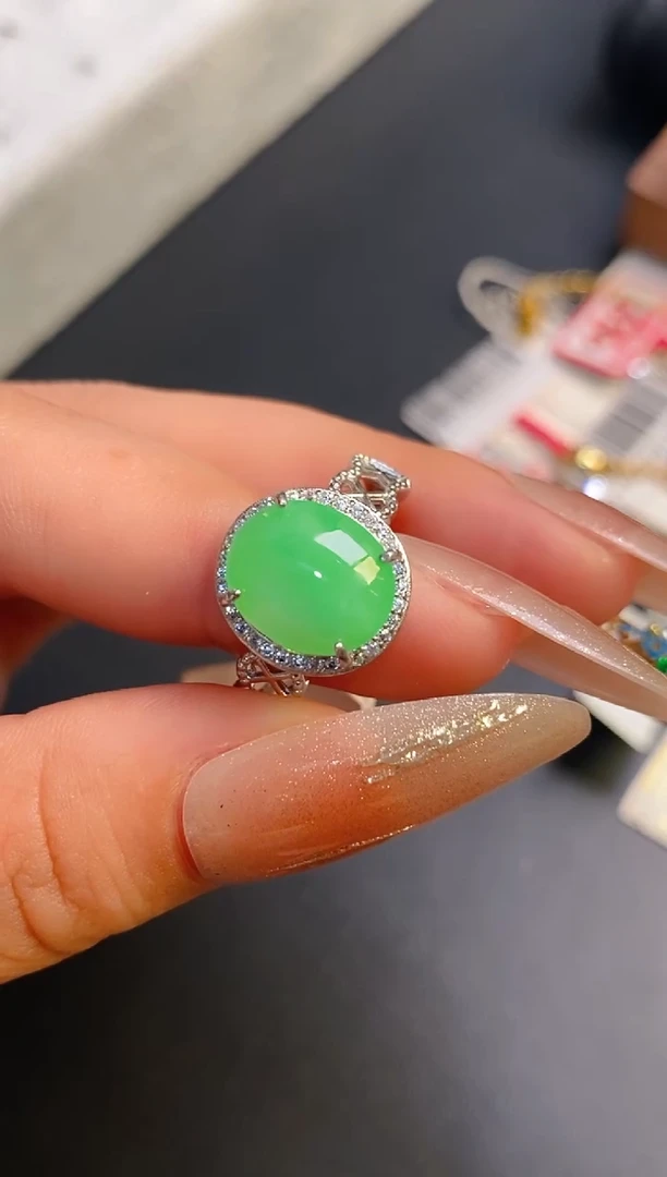 银S925镶嵌戒指翡翠天然