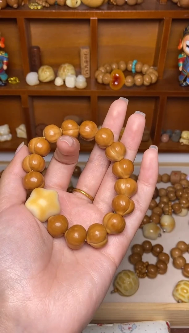 把件猴头核桃蜜桃臀➕胖大星手串