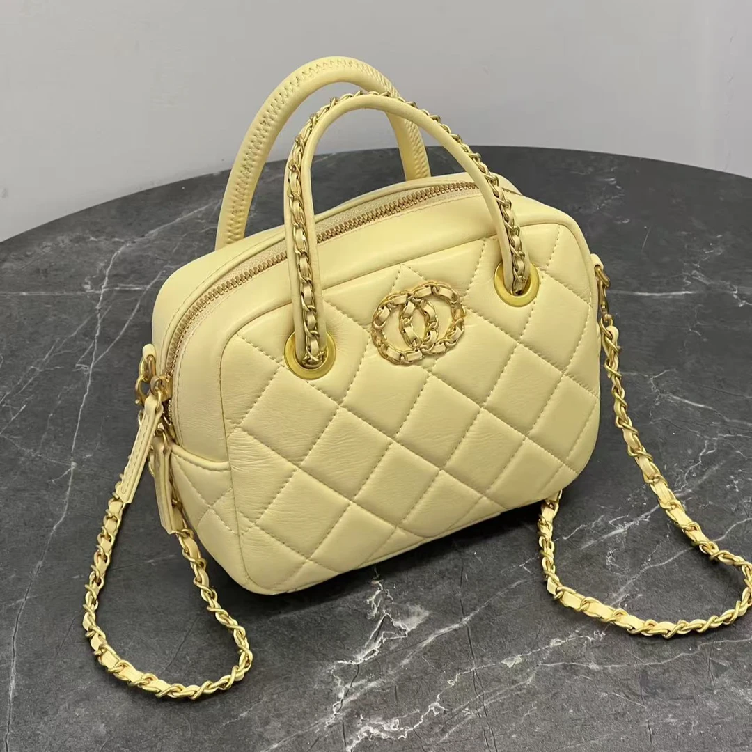 2025新款小香风手提相机包菱格链条包羊皮保龄球包单肩斜挎包女女