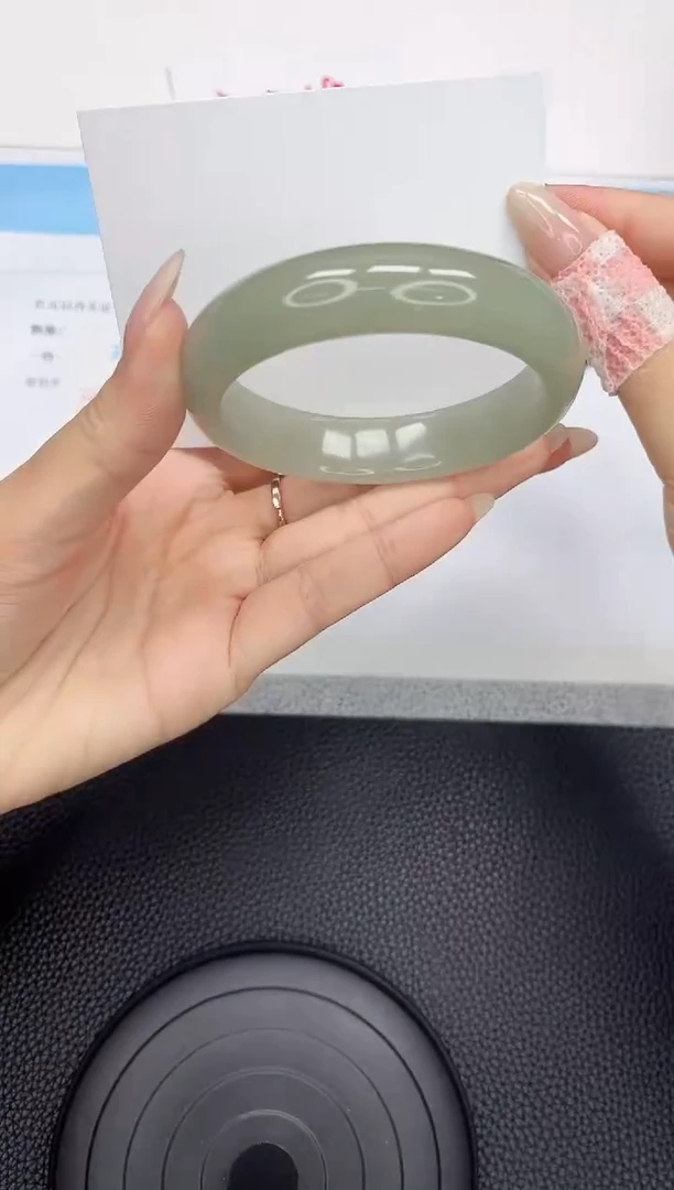 石英质玉手镯未镶嵌163-58.3