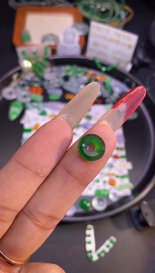 【闪购商品】翡翠挂件未镶嵌甜甜圈