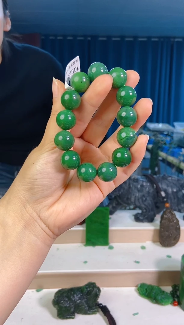 和田玉未镶嵌挂件1