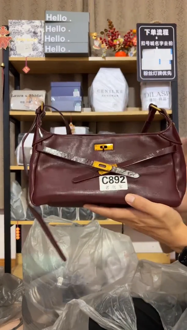 小牛剖层皮革老张家女包892