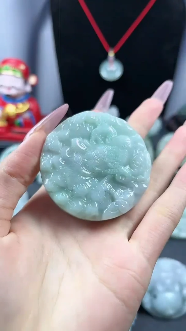 【闪购商品】翡翠颈饰未镶嵌双面雕凤凰