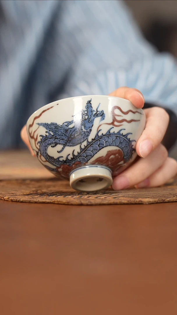 杯搏泥幻化青花龙杯
