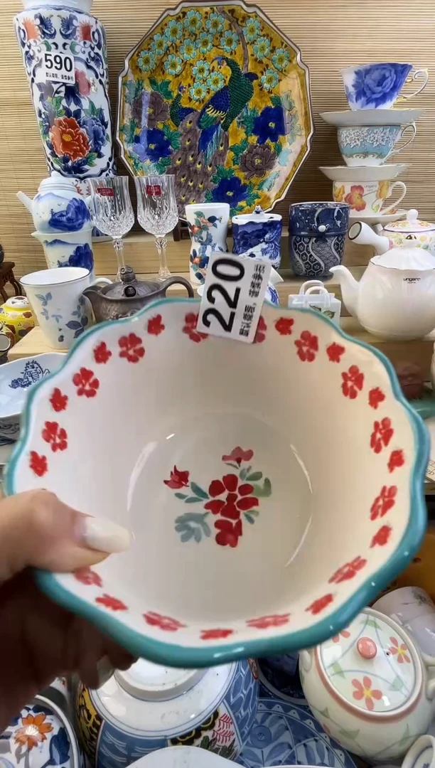 摆件守**经摆件瓷器瓷器瓷器