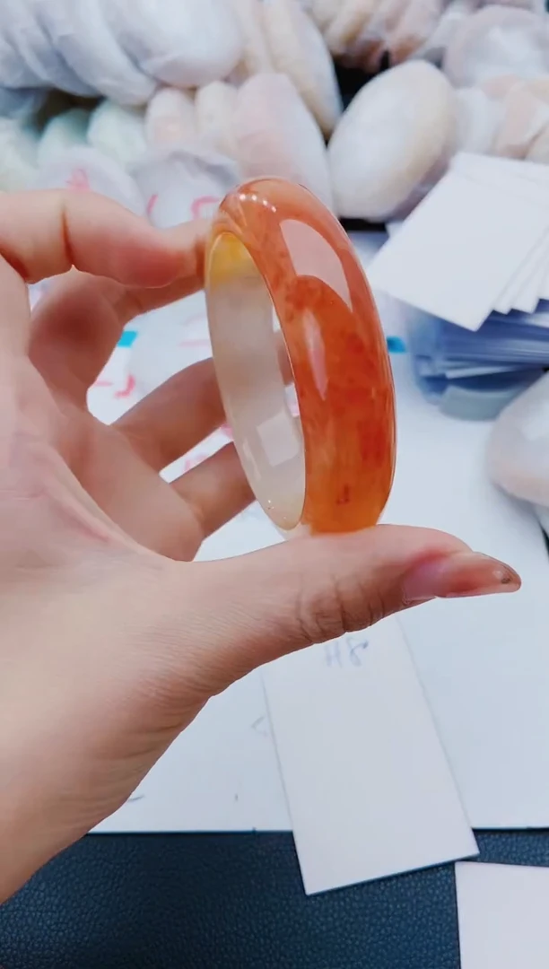 未镶嵌手镯石英质玉H80-58-59