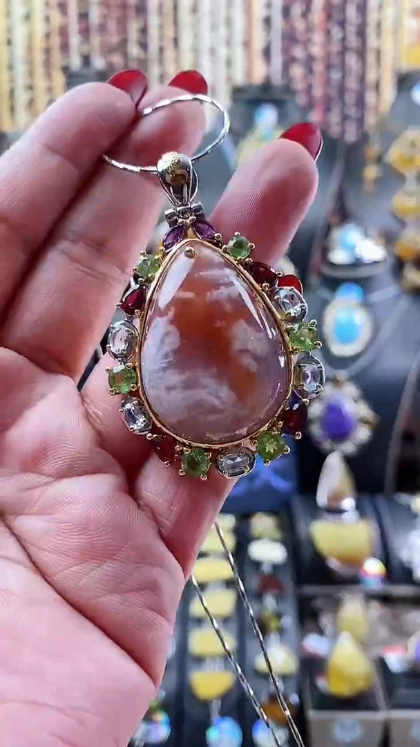 玛瑙/玉髓颈饰银S925镶嵌樱花玛瑙吊坠