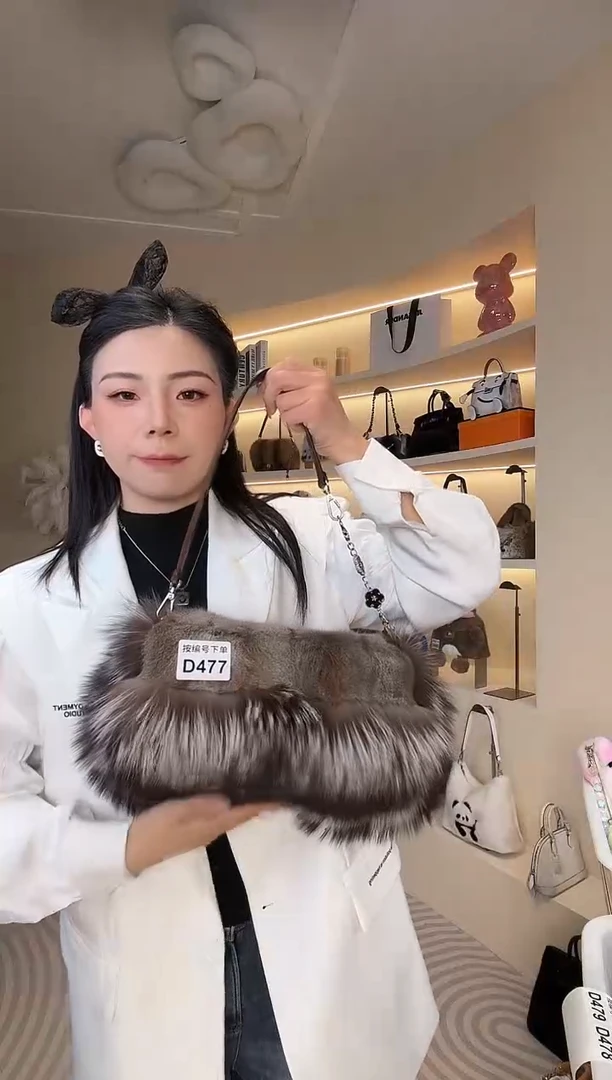 水貂毛【闪购商品】女包D477