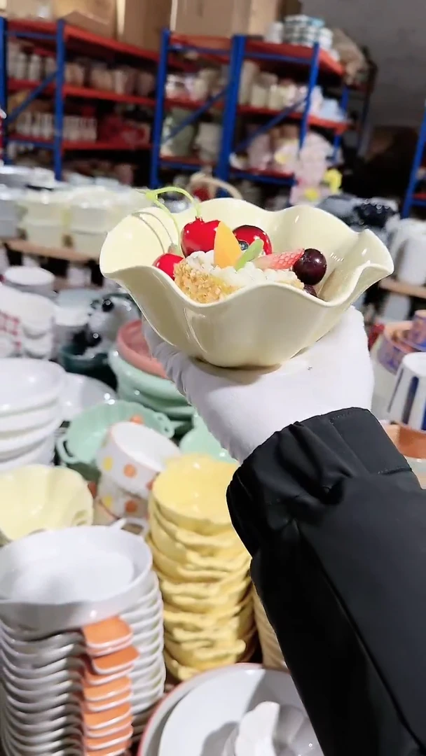 【闪购商品】瓷片花朵碗微瑕 凑满20元包邮