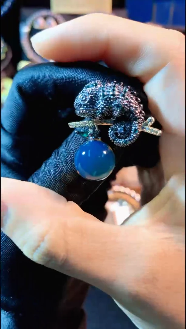 【闪购商品】琥珀珠宝奇石未镶嵌12MM蓝珀变色龙胸针