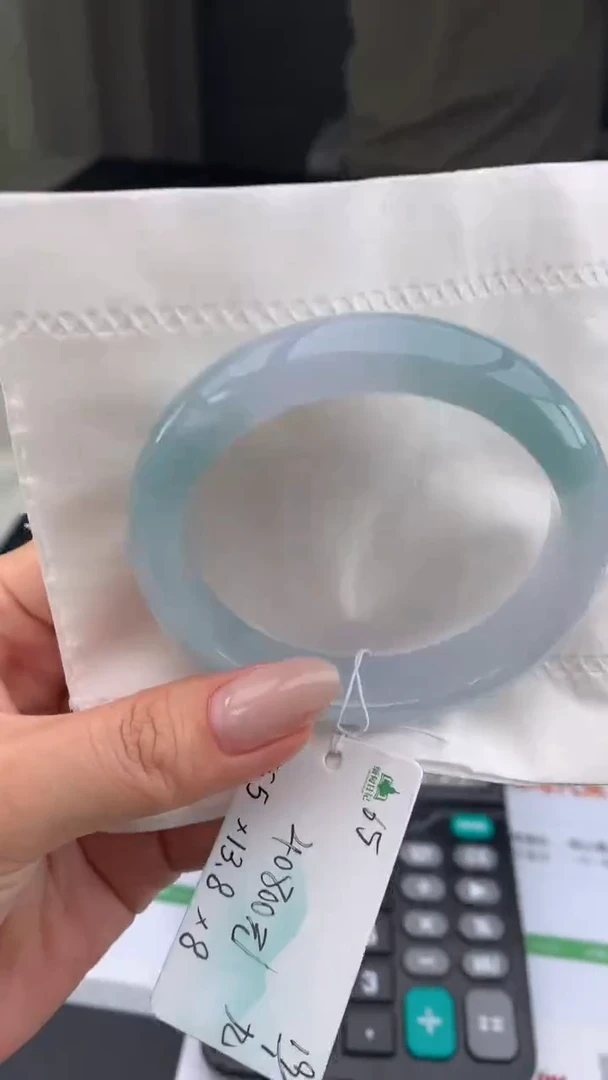 【闪购商品】翡翠手镯未镶嵌下单联系客服核对地址哦