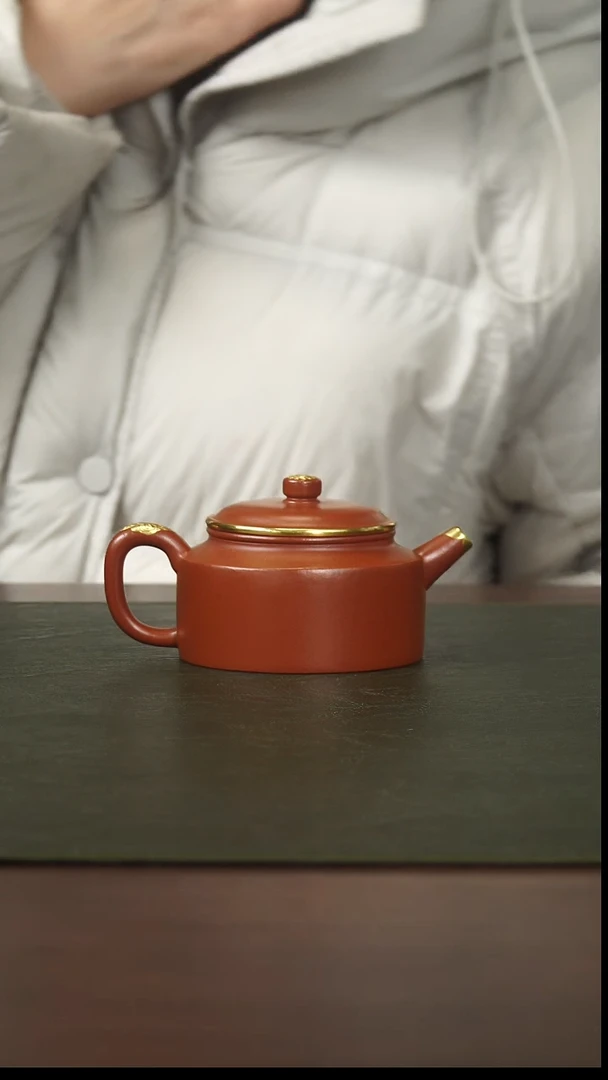 侯峰大红袍包金德钟170cc