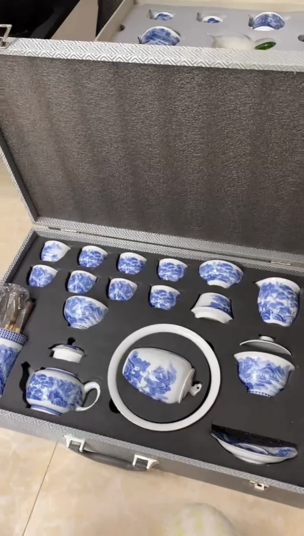 青花山水高端礼盒