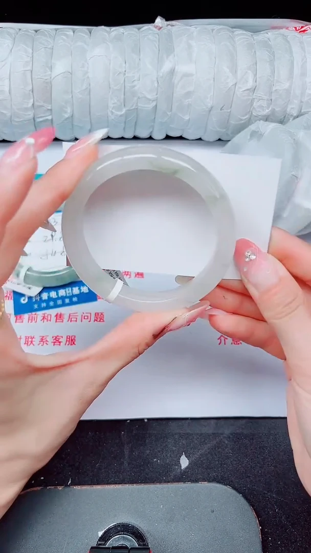 未镶嵌手镯石英质玉338-56/57