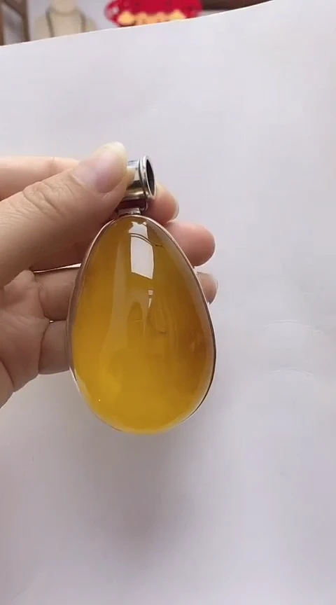 【闪购商品】琥珀裸石银S925镶嵌蜜蜡吊坠