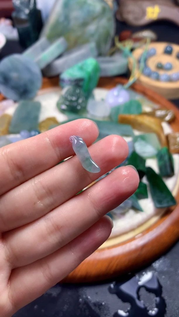 颈饰未镶嵌翡翠016天然翡翠