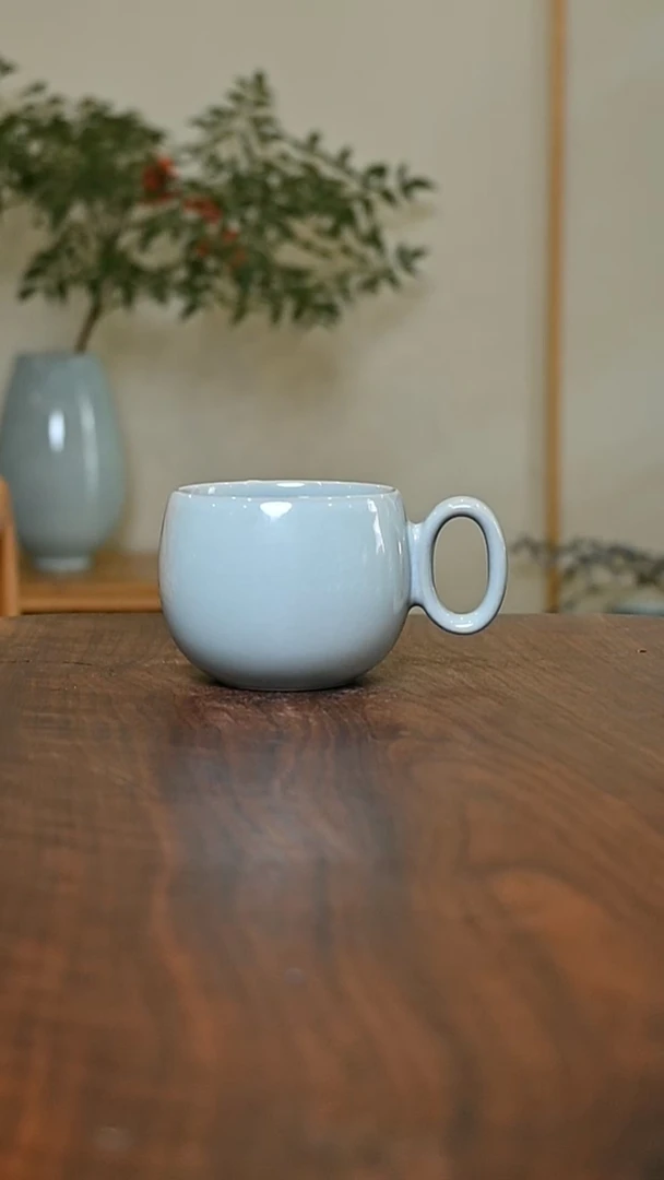 如意杯 天青 微瑕 无款