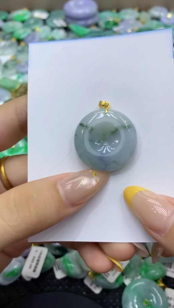 颈饰未镶嵌翡翠天然缅甸翡翠A货