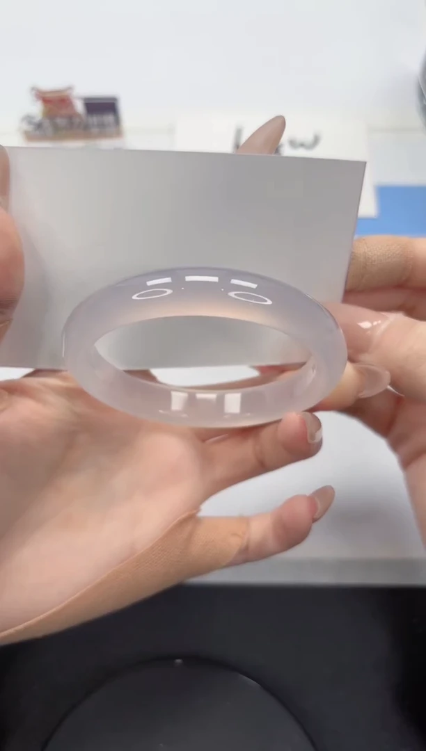 【闪购商品】石英质玉手镯未镶嵌A227-56.8