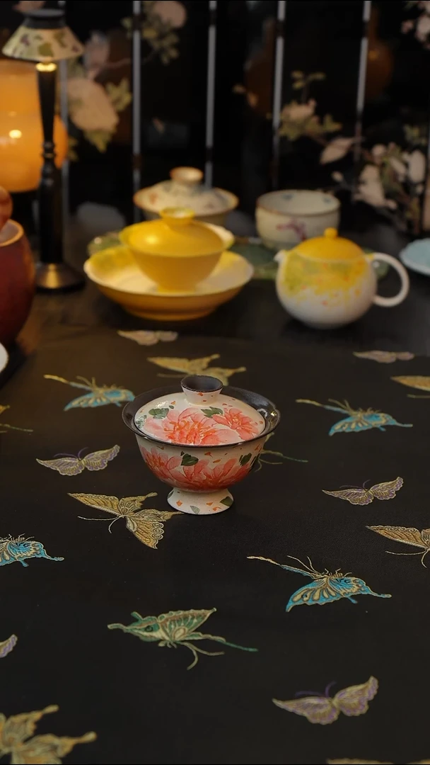 绮彩牡丹   盖碗